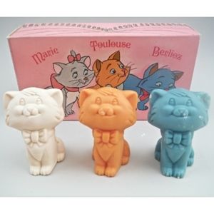 Avon × Disney Aristocat soap